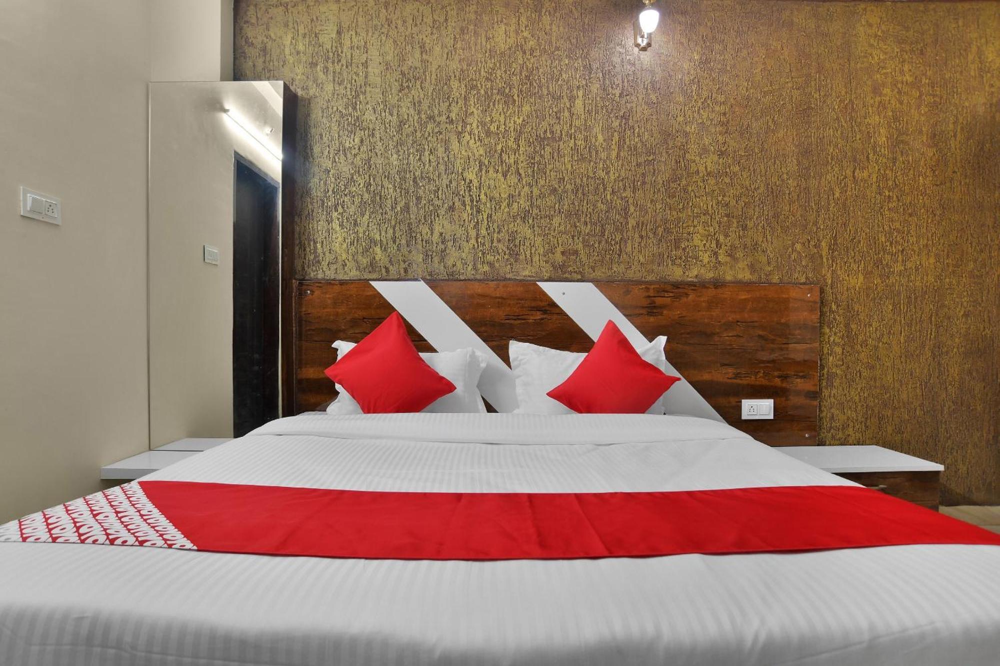 Hotel O Zodiac Ιντόρ Εξωτερικό φωτογραφία